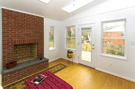 Amazing gallery of interior design and decorating ideas of sunroom fireplace in living rooms, home exteriors, decks/patios. Addition Sunroom With Fireplace Klassisch Wintergarten Washington D C Von Custom Home Elements