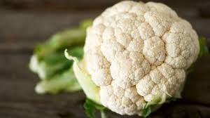 Coarsely chunk the cauliflower into pieces. Blumenkohl Gutekueche De