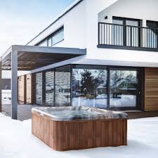 Want to find out why superior spas are the number one choice for hot tubs? J 280 Classic Large Hot Tub With Open Seating Jacuzzi Com Jacuzzi
