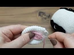 Amigurumibuzagi 2 Bolum Kulak Boynuz Benek Yuz Sekillendirme Youtube Buzagi Amigurumi Orme Bebekler