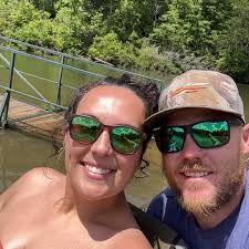 Does anybody do driveway restoration using a power rake in Hendersonville,  NC?