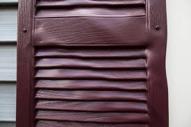 Poor quality vinyl siding is very susceptible to warping, wavy appearance, and other flaws. His Exterior Wall Melted And A Neighbor S Windows Are The Culprit