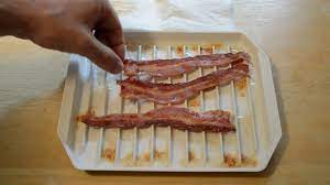To avoid splattering the microwave with grease, you can lightly cover the bacon with a few paper towels.10 x research source. Nordic Wave Microwave Compact Bacon Rack Review Youtube