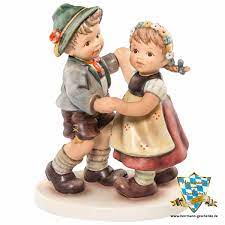 Hummel figurines or simply hummels) are a series of porcelain figurines based on the drawings of sister maria innocentia hummel, o.s.f. Hummel Figures Munich