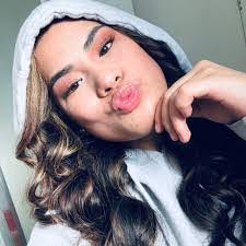 Linda Sablan's Instagram, Twitter & Facebook