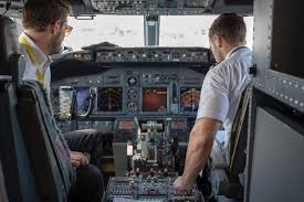 Cuánto cuesta ser piloto comercial en España? | European Flyers