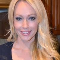 Linda Lamb's Instagram, Twitter & Facebook