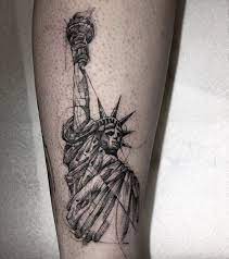 Maybe you would like to learn more about one of these? Diese 25 Freiheitsstatuen Rock Diese Freiheitsstatuen Tatowierunghandgelenk Tatowierungideen Tatowierungm Statue Of Liberty Tattoo Liberty Tattoo Tattoos