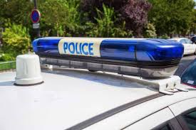 Présenté devant le juge des libertés et de la détention à l'issue de son audience devant le magistrat instructeur, il a été placé en détention provisoire dans l'attente de la poursuite de l'enquête pour comprendre les circonstances exactes de. Hautes Alpes Un Sexagenaire Tue Par Balle Par Un Individu En Fauteuil Roulant