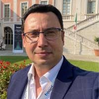 800+ perfiles de «Falchetti»