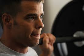 Holloman powerlifters 'press' through competition > Holloman Air Force Base  > Article Display