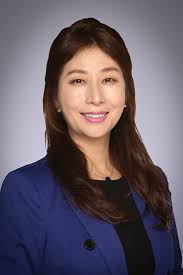 Lauren Kim, Sales Representative