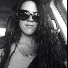 Mandy Guthrie's Instagram, Twitter & Facebook