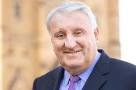 Anthony Cleary (@Clearyreflects)