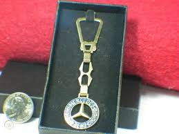 18k yellow gold mercedes key ring (13.4g) if you would like to purchase this item, please provide us with your name, email, and phone number. Mercedes Benz 18k Solid Gold Keychain Key Ring Chain Blue Enamel Gorgeous 410301741