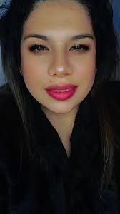 Noble Queens: Uniendo Familias y Reinas