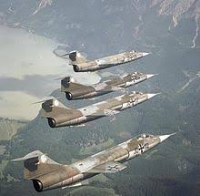 Eine erste maschine hatte sieben menschen in sicherheit gebracht, das zweite flugzeug hob mit mehr als 120. Luftwaffe Bundeswehr Wikipedia