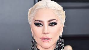 Just before dropping stupid love and its music video, gaga tweeted earth is cancelled. Lady Gaga Unrecognizable Without Makeup Brown Hair For A Star Is Born Pic Hot Lifestyle News