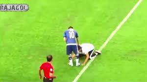 Maybe you would like to learn more about one of these? 10 Pemain Spesialis Tendangan Bebas Terbaik Sejagad Masa Kini Youtube