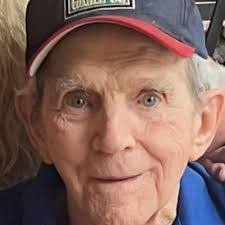 Mary Yannuzzi's Instagram, Twitter & Facebook