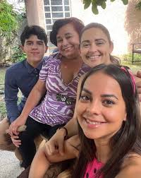 👉"Las Reglas de Rodo" es el nuevo proyecto de la TV cubana que promete dar  de qué hablar. Contará con el talento de grandes actores y actrices como  Clarita Gracia, Yamira Díaz,