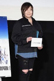 Это наверно по японски или по китайски. ã‚·ãƒ³ ã‚¨ãƒ´ã‚¡ãƒ³ã‚²ãƒªã‚ªãƒ³åŠ‡å ´ç‰ˆ èˆžå°æŒ¨æ‹¶ã«ç™»å£‡ã—ãŸç·'æ–¹æµç¾Ž ã‚¹ãƒãƒ‹ãƒ Sponichi Annex èŠ¸èƒ½