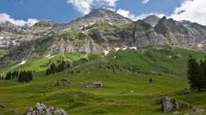 Engelberg engelberg to największy i najbardziej znany ośrodek narciarski w centralnej szwajcarii. Zdjecia Alpy Szwajcarskie Wiosna W Alpach Szwajcaria