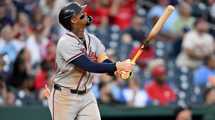 Acuña becomes fastest to 200 HRs, 200 steals in Braves' | theScore