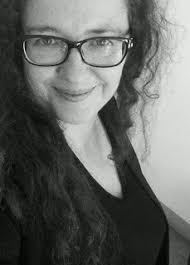 Elena cattaneo é uma neurobiologista e professora italiana. Elena Cattaneo La Poesia Di Fabrizio Bregoli