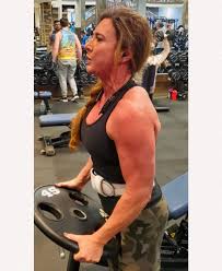 So…. Who else gets caught making faces when you're working out 🏋️ 💯. Own  it. Your doing the work 💯🎯💯 If you need direction; me and my face got  you 😎 Happy Sunday !