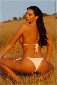 Hot MILF Jasmine Fiore takes off her bikini top on a slope - Pichunter