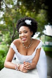 This african american wedding hairstyle for medium hair is the perfect loose style for your special day. Images Of Wedding Hairstyles For African American Women Lovetoknow