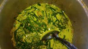 •15 biji cilipadi (dikisar) •2 ulas kunyit hidup (dikisar) •5. Cara Masak Lemak Pucuk Paku Yang Mudah Sedap Youtube