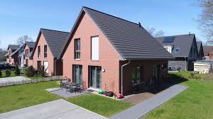 Die wohnung ist im erdgeschoss eines gepflegten mehrfamilienhauses. Haus Zu Vermieten Wilhelmshohe 11 25335 Elmshorn Pinneberg Kreis Mapio Net