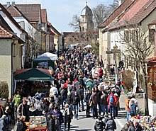 Einzugsgebiet der aussteller und besucher: Flohmarkt Wikipedia