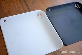 ダイソー100均の超便利 キッチンで毎日大活躍 省スペース多機能まな板 生春巻きケーキ 100均 便利 まな板