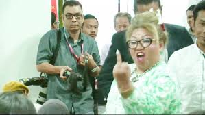 Qayyim seekor beruang telah menyerang mereka thank you! Siti Kasim Fans Original Home Facebook