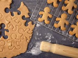 Collection of old fashioned christmas cookies to fill your cookie jar. 20 Old Fashioned Christmas Traditions To Recapture Holiday Magic
