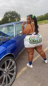 Brianna Willis - Free pics, galleries & more at Babepedia