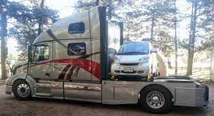 We provide heavy duty towing for dump trucks, roll off trucks and box trucks. Heavy Duty Trucks Hdt Towing Rvs
