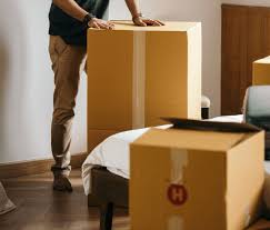 Advantages of Packing & Unpacking Services | 1st Choice Removals