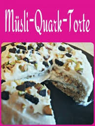 Dann jeweils 1 ei nach dem anderen 1 minute unter die buttermasse rühren. Rezept Musli Quark Torte