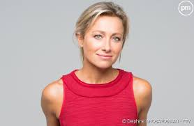 En 1996, elle sort du centre de formation des journalistes à paris. Anne Sophie Lapix Si Je Ne Suis Pas Viree D Ici Cinq Ans Peut Etre Que Je Choisirai De Partir Puremedias