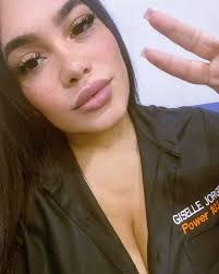 Giselle Jorge (@laperrisoficial) • Instagram photos and videos