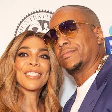 Kevin Hunter's Instagram, Twitter & Facebook