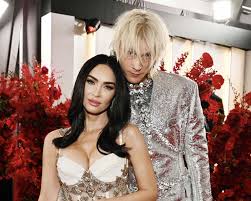 Bague de Fiançailles de Megan Fox: Douleur Garantie si Elle l'Enlève! - Imagen principal del artículo
