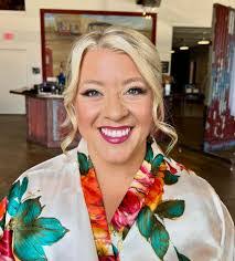 Jessica Sabin's Instagram, Twitter & Facebook