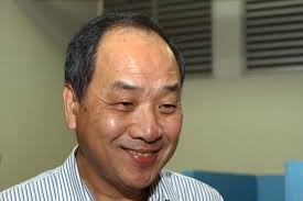 Low thia khiang (simplified chinese: Former Wp Chief Low Thia Khiang Out Of Icu Recovering In General Ward Latest Singapore News The New Paper