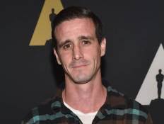 Elizabeth Debicki Wins Emmy for 2024 Supporting Actress Drama