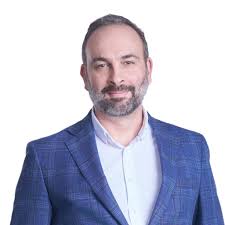 Good evening, everyone, I've been trying to find an qualified and honest  Contractor to replace my kitchen countertop for a reasonable price. If you  have recently had yours replaced and are happy